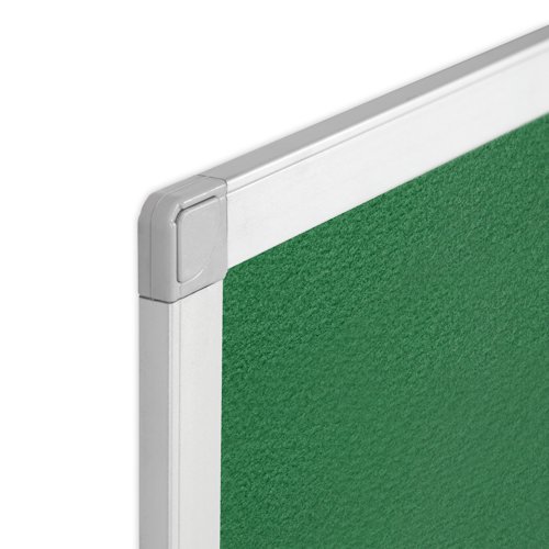 The smooth felt surface of this Q-Connect Noticeboard provides an eye-catching display area for affixing documents. The board comes with a fixing kit for mounting securely to your wall. The anodised aluminium frame features plastic corner caps to conceal the fittings for a flush finish. This green board measures 900 x 600mm.