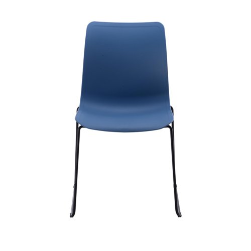 The Jemini Flexi Skid is a modern and chair, easily adapting to a range of settings with its skid floor-friendly design, Ideal for bistro, breakout or cafe areas. The chair has a wipe clean polypropylene shell with a powder coated frame. The chair has a recommended usage time of 8 hours.