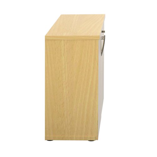This Avior low executive cupboard has one shelf. To protect sensitive files or your possessions, it has lockable double doors with silver handles.