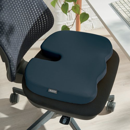 The Leitz Ergo Cosy Seat Cushion is the perfect seat pad to help create a comfortable and active workspace with any chair. Designed to promote a healthy posture, improve circulation and relieve spinal pressure, it will help to significantly reduce the discomfort, fatigue and stiffness that can result from extended periods of sitting, or health conditions such as sciatica. Ideal for use at home, in the office or even in the car to maximise comfort. With it's minimalist design and matt finish colours, this stylish orthopaedic seat cushion will improve health and wellbeing by effortlessly creating the perfect active working set-up. Combine with other Leitz Ergo products for an inviting and flexible workspace that keeps you moving all day.