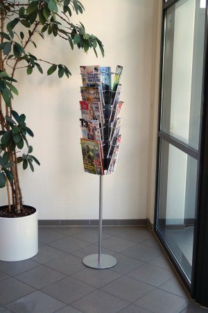 A simple and effective way to display magazines, brochures and leaflets, this Twinco Floor Standing Literature Holder has 15 compartments for A4 documents. On a self-standing base, literature is easily visible as well as easy to add to and remove from the stand.