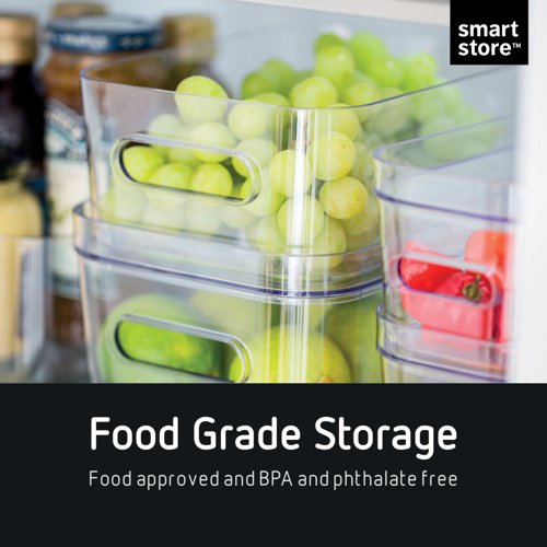 OT10690 | The transparent box size small is ideal for optimizing storage of small sized items in cabinets, drawers or on a desk. BPA free and food approved, ideal for fridge organisation. The SmartStore Compact Clear is a modular, high-quality box that is easy to clean by hand-wash or in the dishwasher.