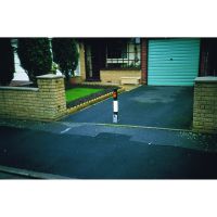 VFM Black /White Heavy Duty Removable Steel Bollard Medium 319859